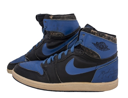Michael Jordan Twice Signed Original Air Jordan I Royal Colorway Sneakers with "23" Inscriptions (JSA) 
